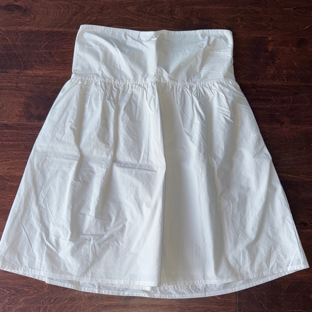 Chic Strapless White Dress